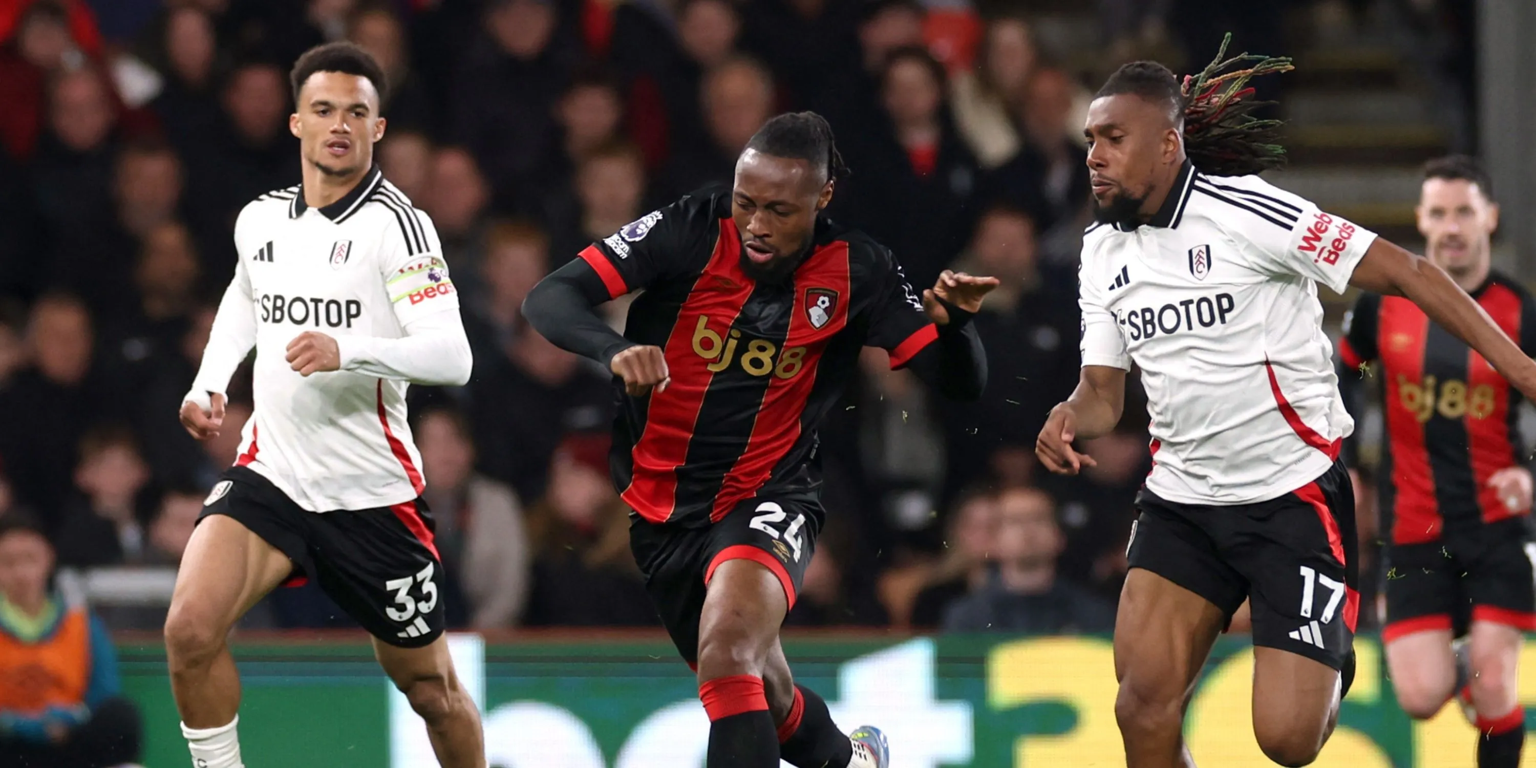Antoine Semenyo trong màu áo Bournemouth thi đấu tại Premier League