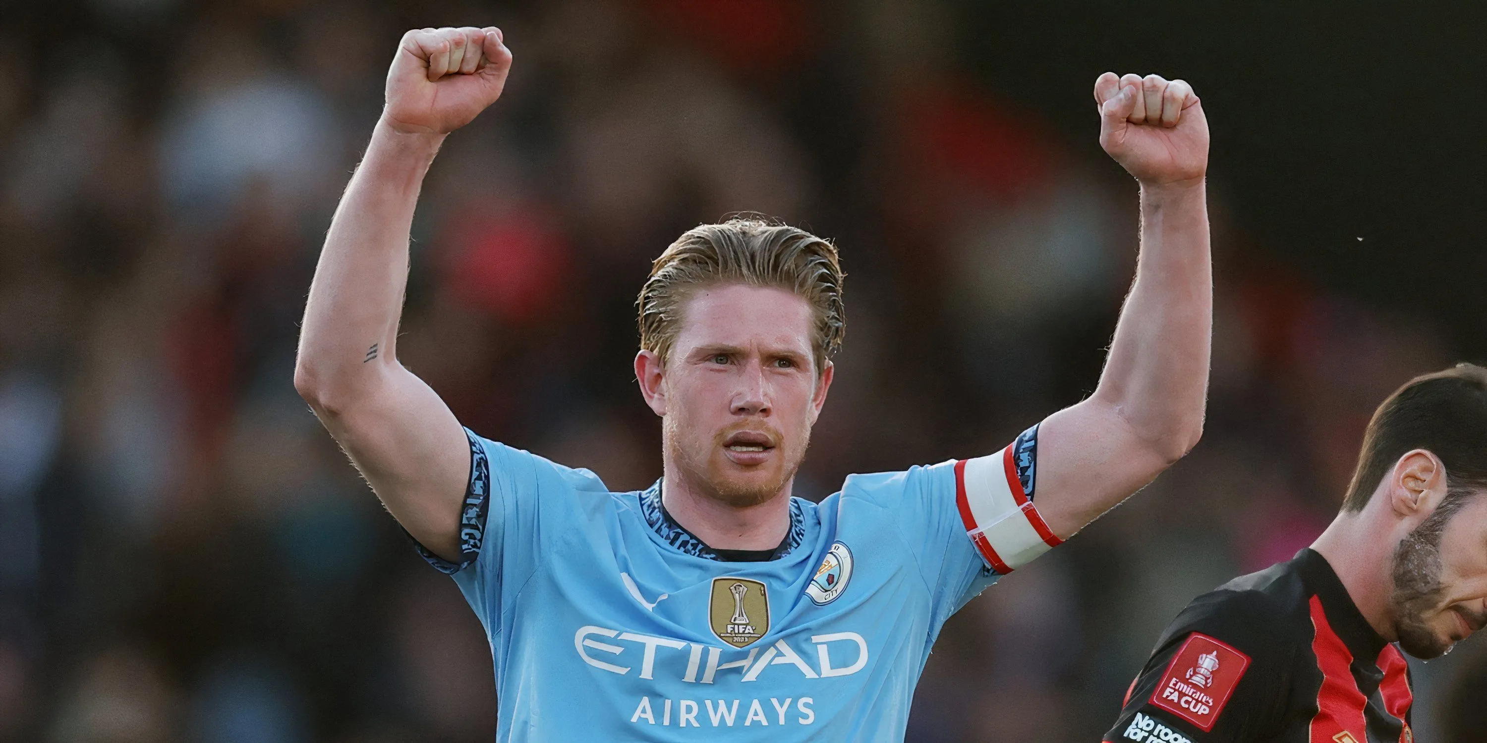 Kevin De Bruyne thể hiện kỹ năng chơi bóng thượng thừa cho Manchester City