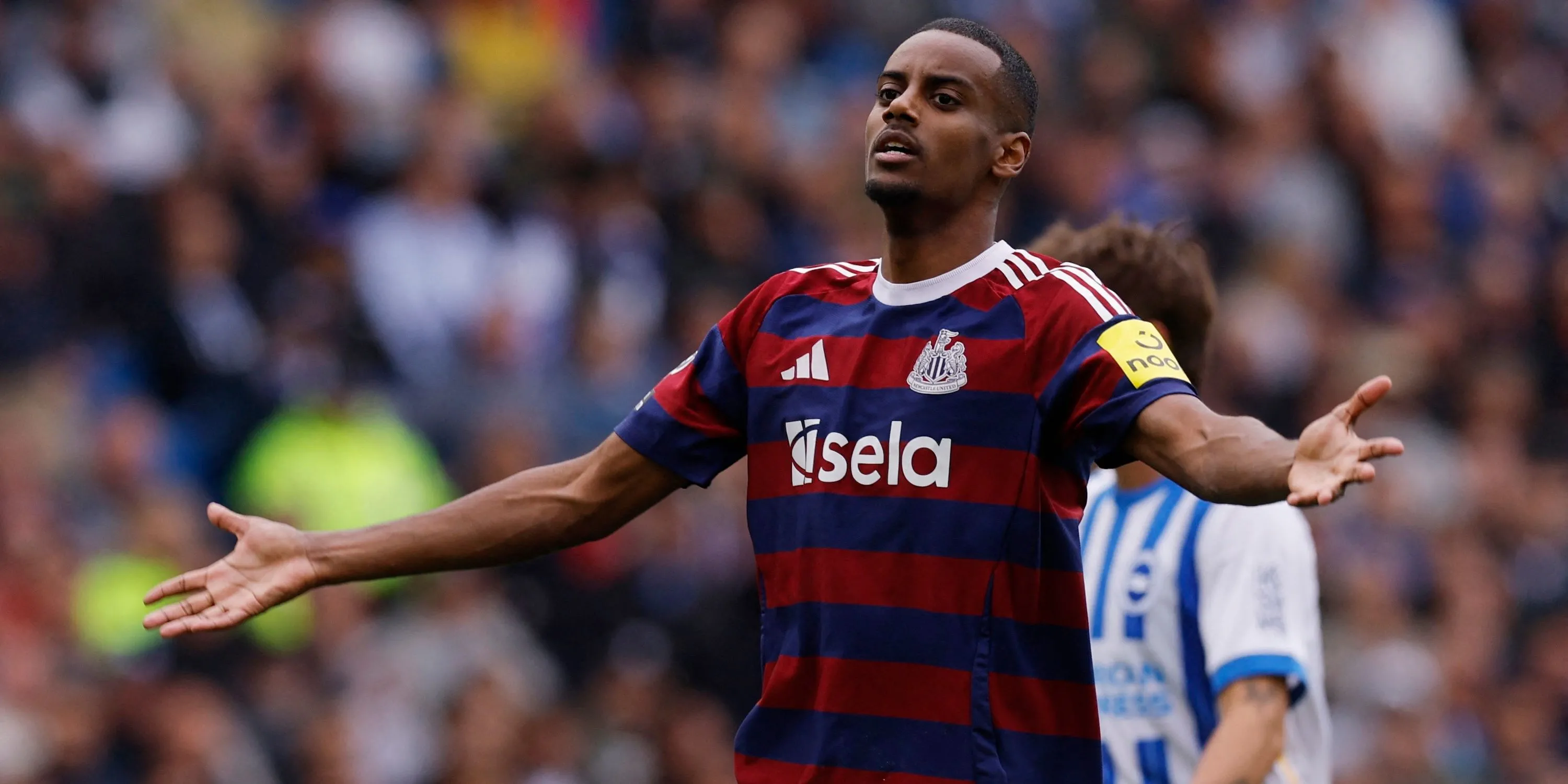 Alexander Isak, ngôi sao của Newcastle United, ăn mừng sau khi ghi bàn
