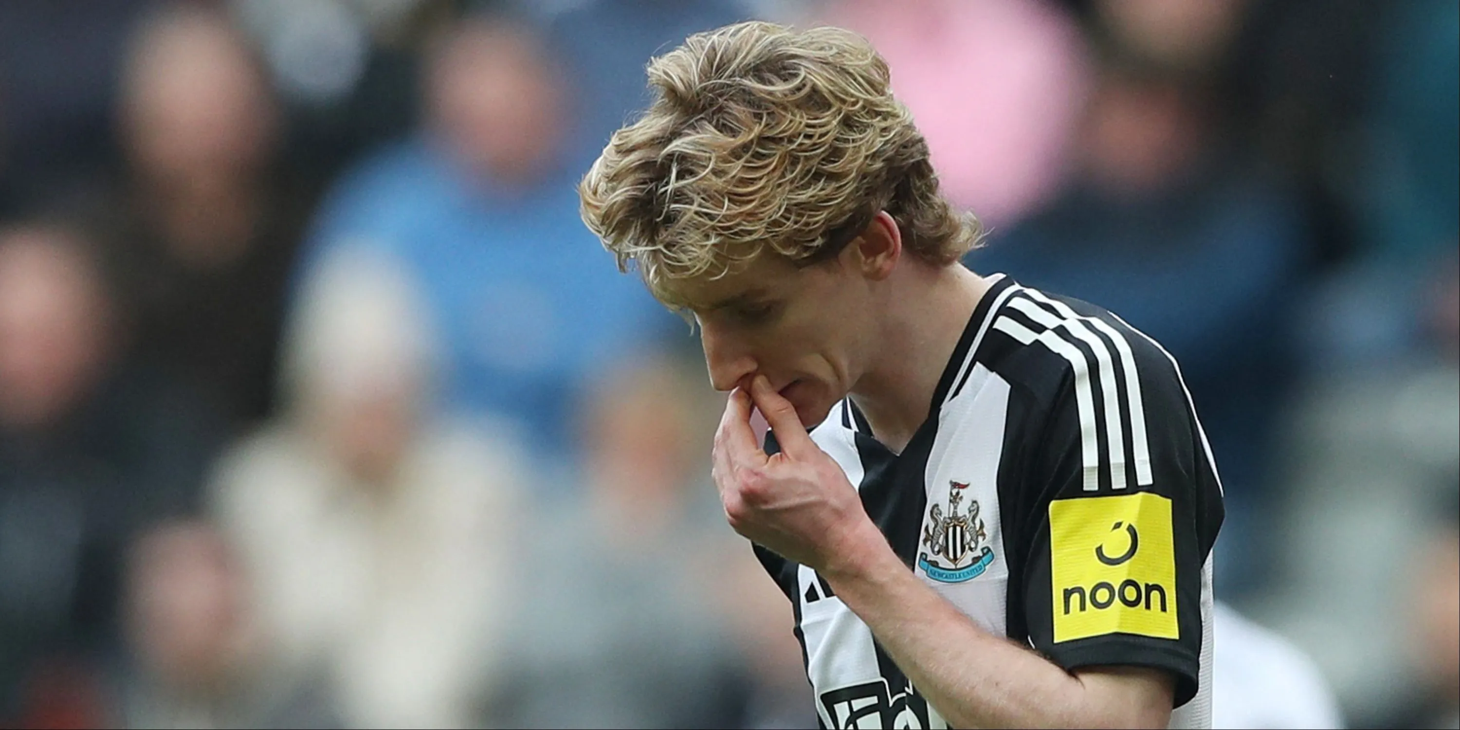 Cầu thủ chạy cánh Anthony Gordon của Newcastle United, mục tiêu chuyển nhượng của Liverpool