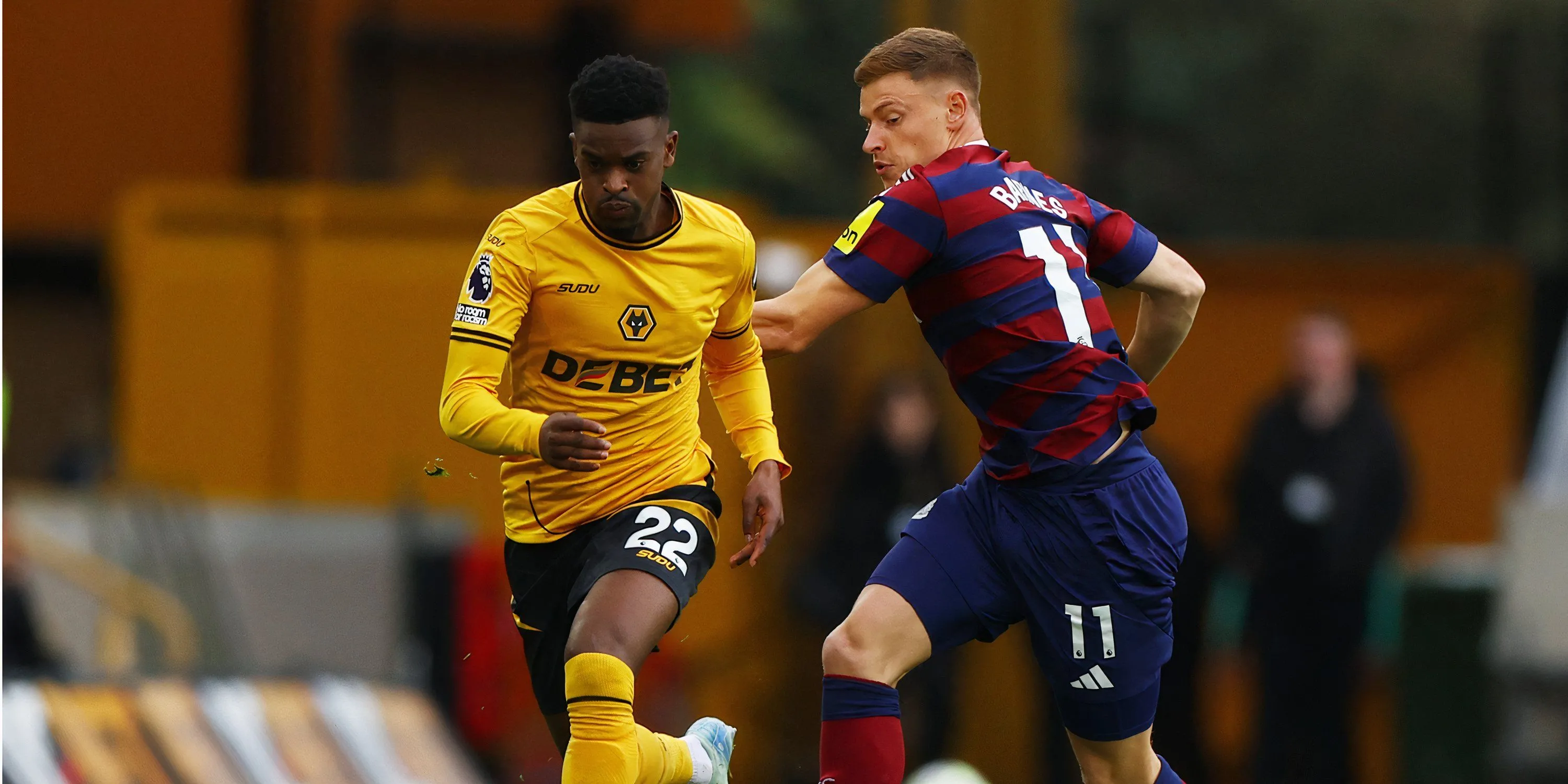 Đội trưởng Nelson Semedo của Wolves thi đấu ở vị trí hậu vệ cánh phải