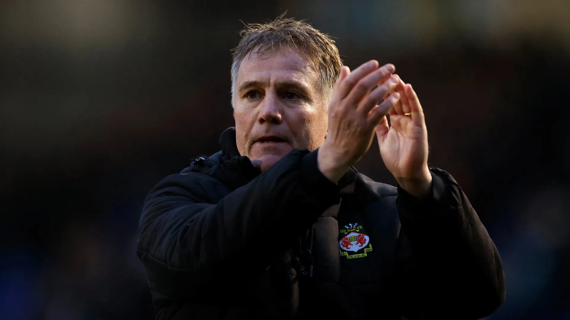 HLV Phil Parkinson của Wrexham, người đang định hình chiến lược đội bóng cho mùa giải Championship