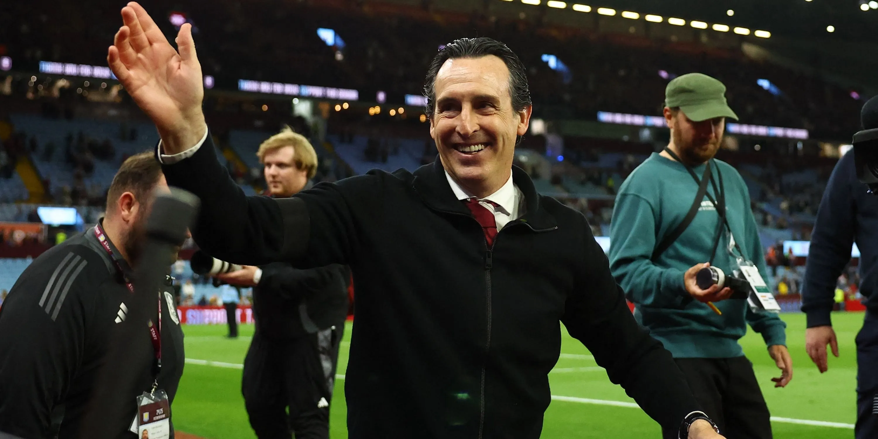 HLV Unai Emery của Aston Villa, người phụ trách công tác chuyển nhượng
