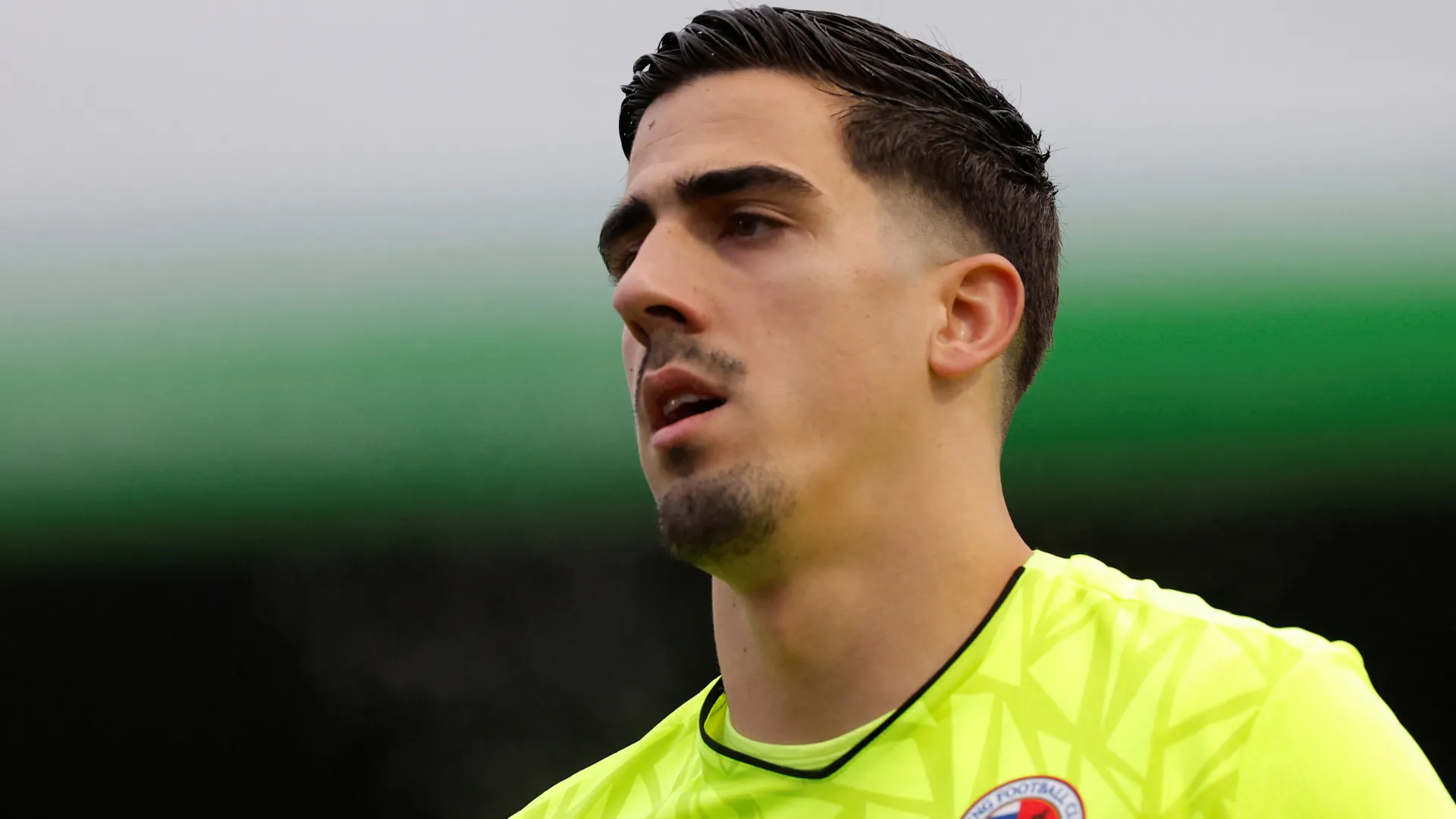 Joel Pereira cân nhắc tương lai sau đề nghị hợp đồng mới từ Reading FC