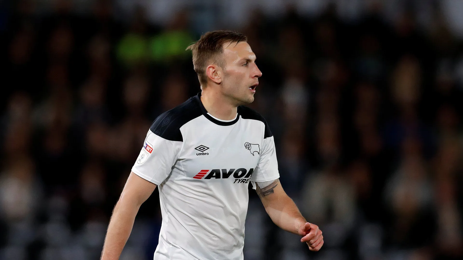 Tiền đạo Andreas Weimann trong màu áo Derby County trước đây, cầu thủ được John Eustace nhắm đến