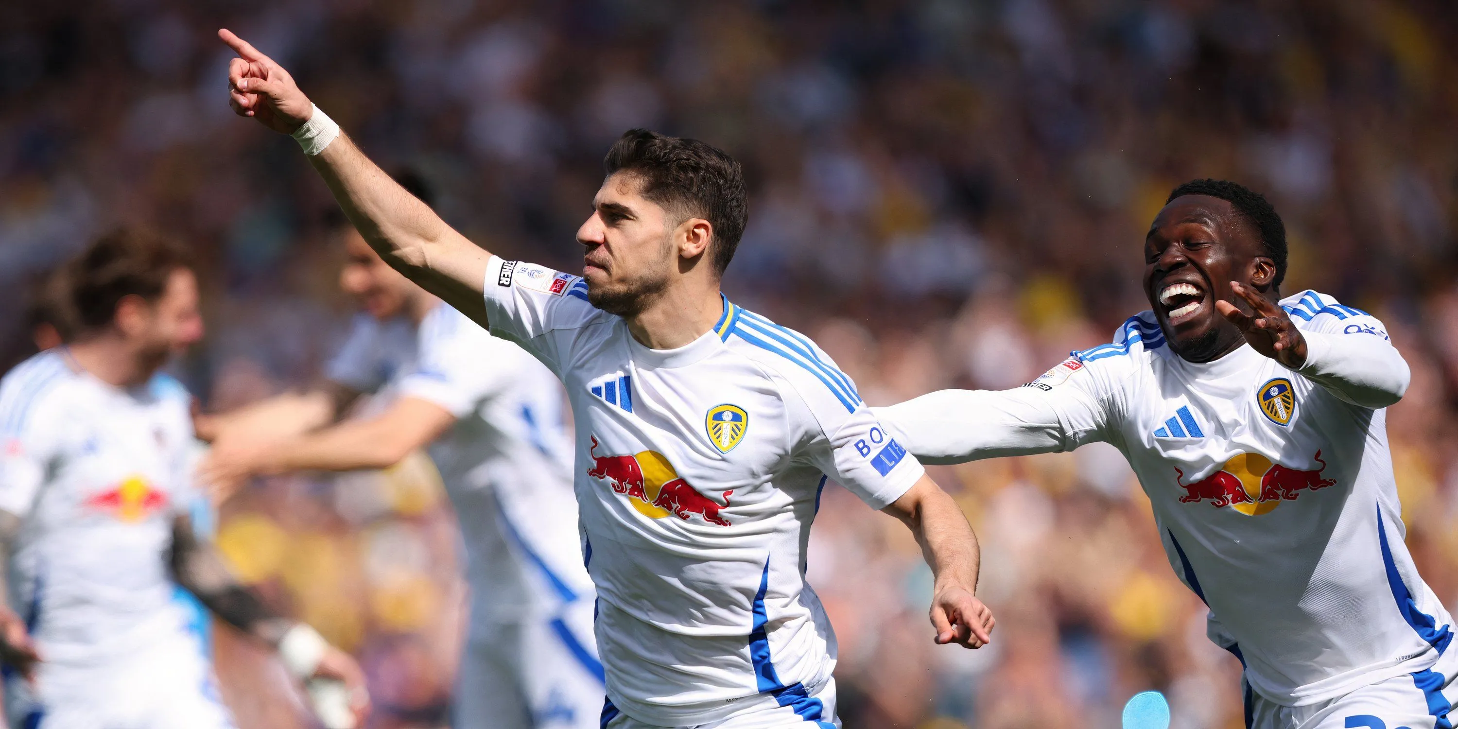 Manor Solomon, mục tiêu chuyển nhượng của Leeds United