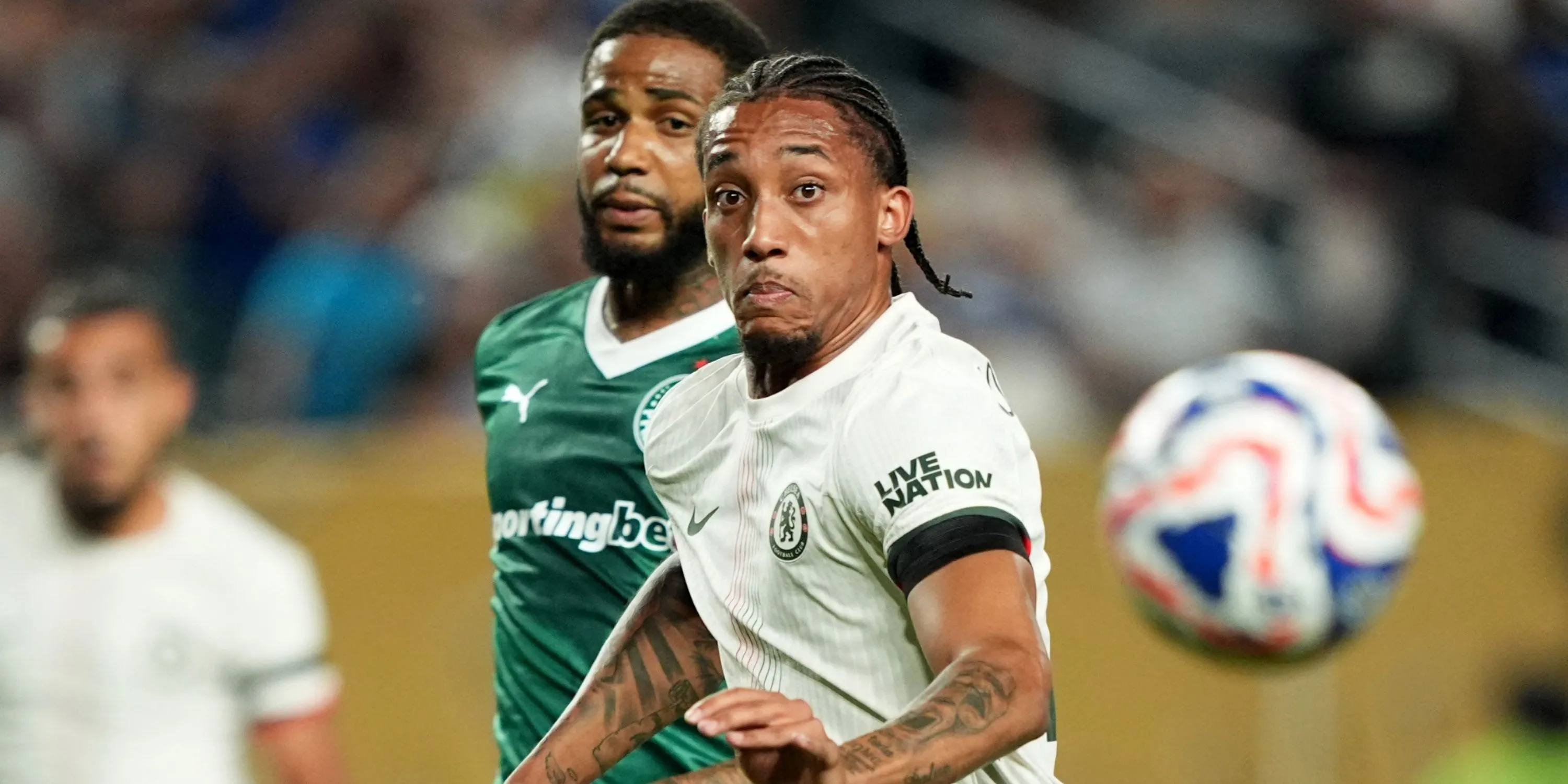 Tân binh João Pedro trong buổi tập đầu tiên với Chelsea tại Premier League
