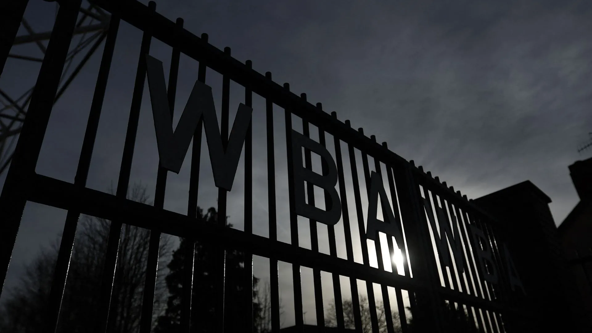 The Hawthorns – sân nhà truyền thống của West Bromwich Albion nên cảm thấy tự hào trong quá khứ nhưng lo lắng trong hiện tại